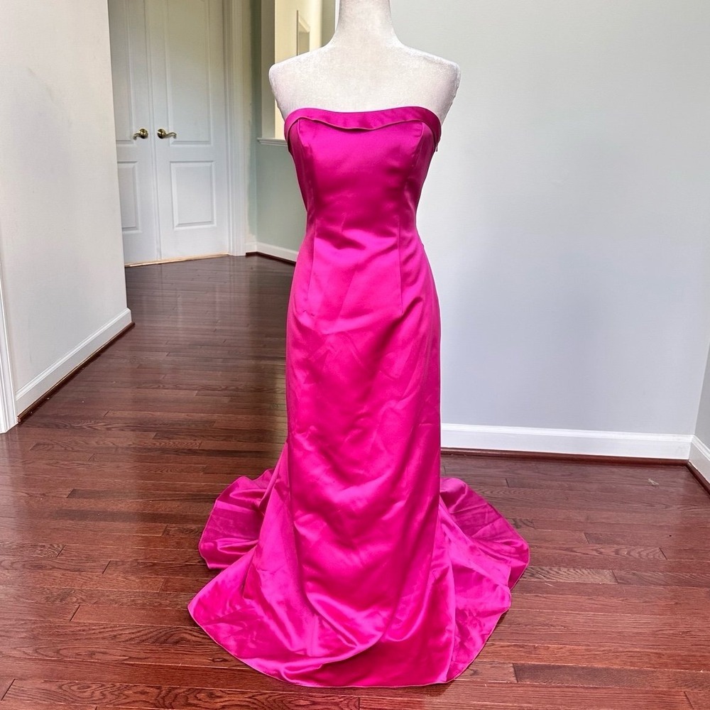 David's Bridal Fuchsia Strapless Fit & Flare Dainty Simple Gown Dress w Train - Picture 3 of 12